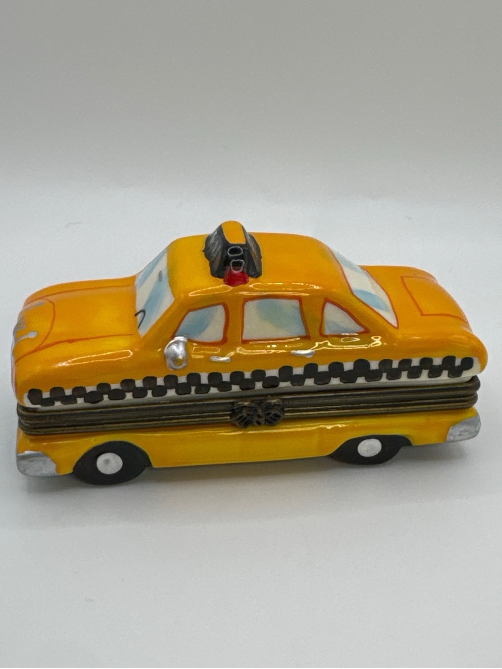 Vintage Ceramic New York City Yellow Taxi Cab Hinged Trinket Box Souvenir